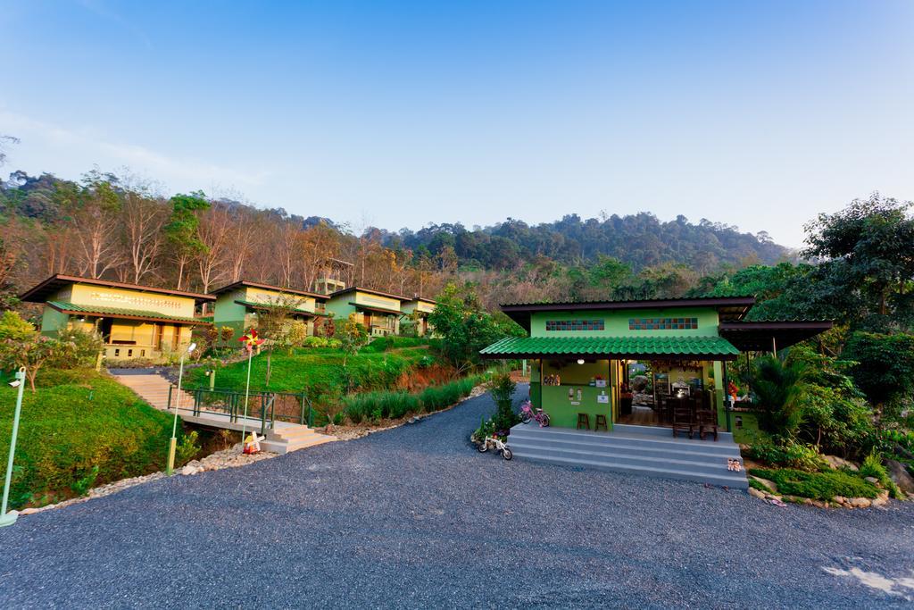 The Mouth Resort - Sha Extra Plus Khao Lak Exterior photo