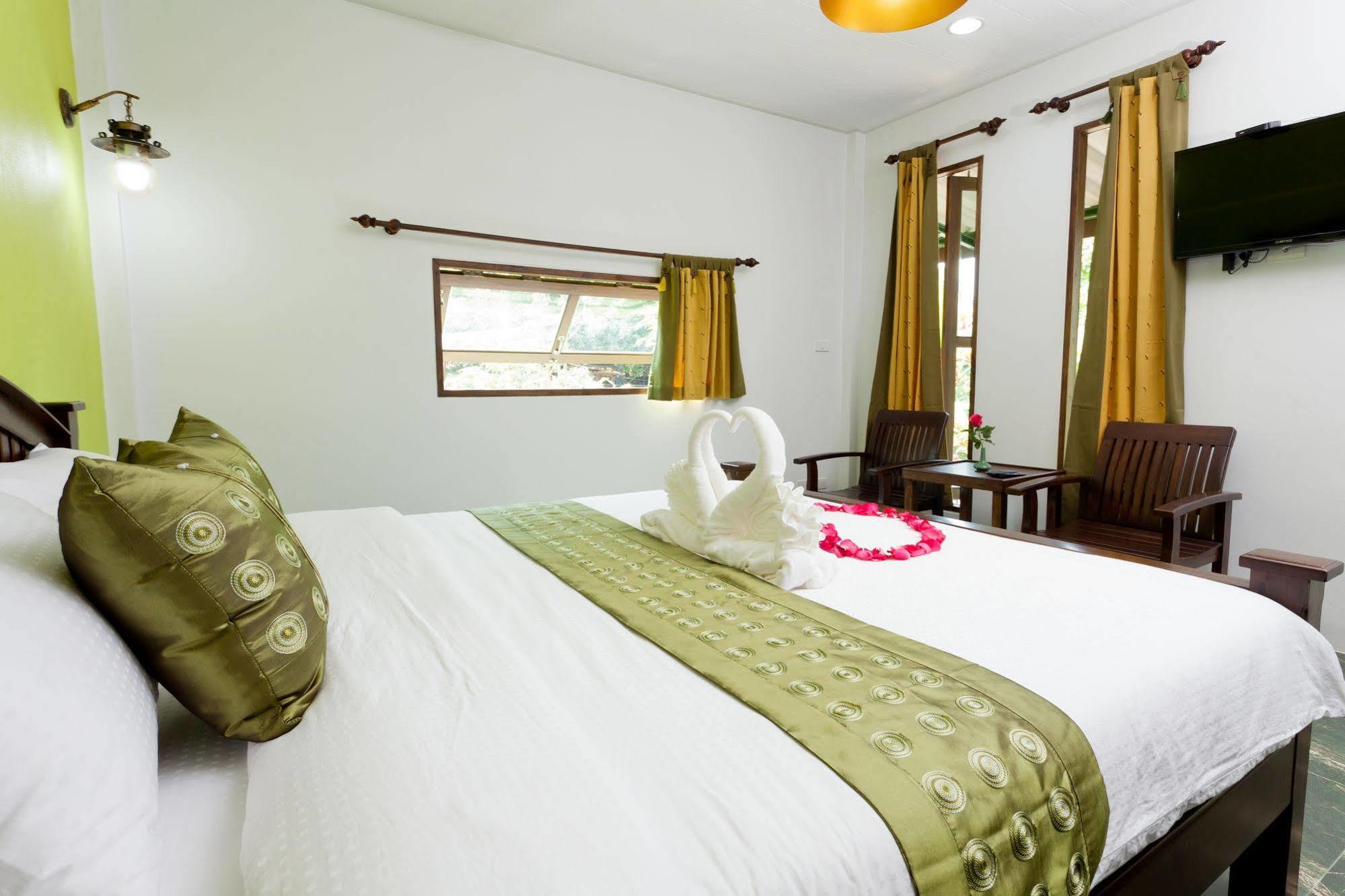 The Mouth Resort - Sha Extra Plus Khao Lak Exterior photo