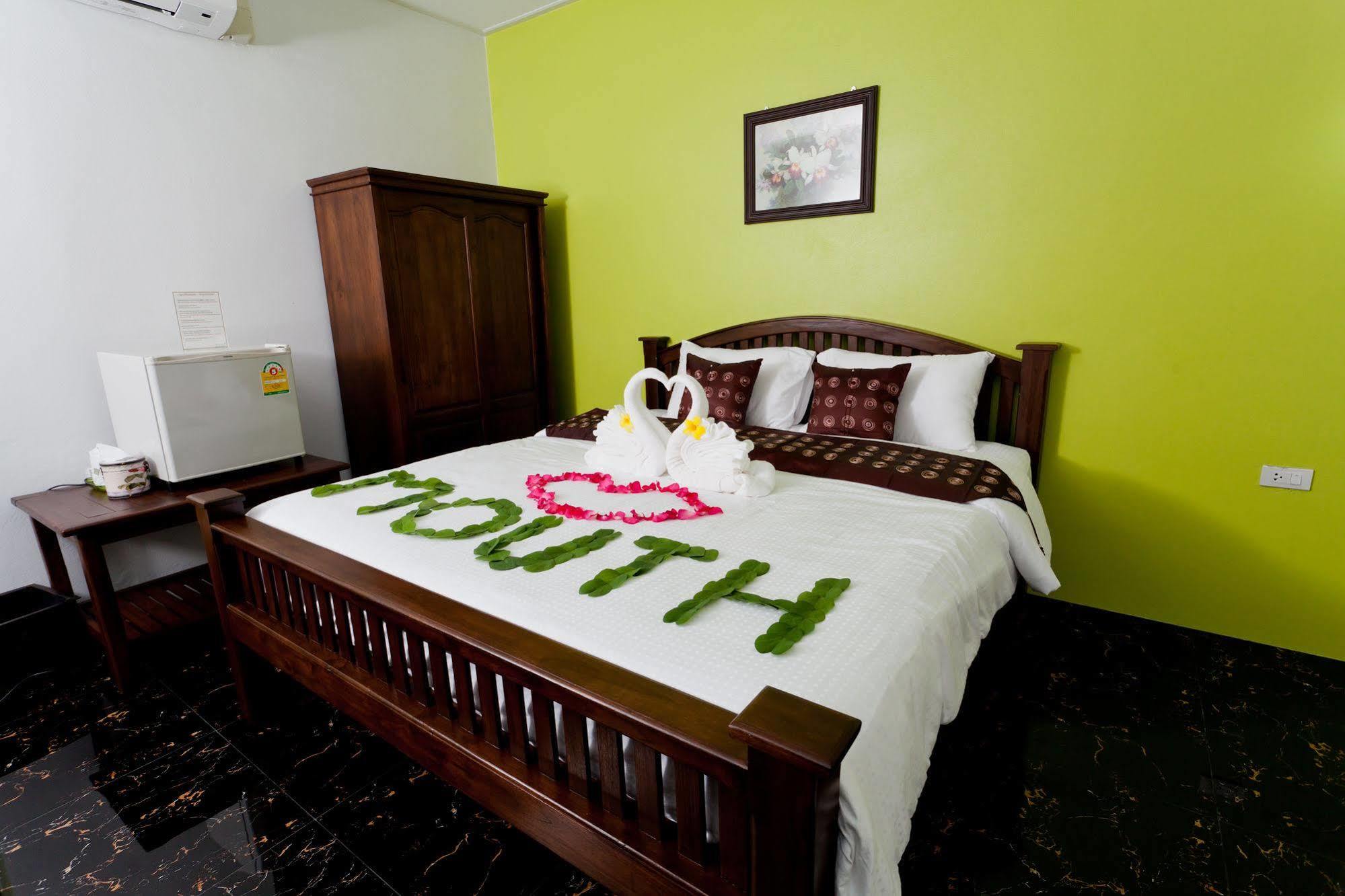 The Mouth Resort - Sha Extra Plus Khao Lak Exterior photo