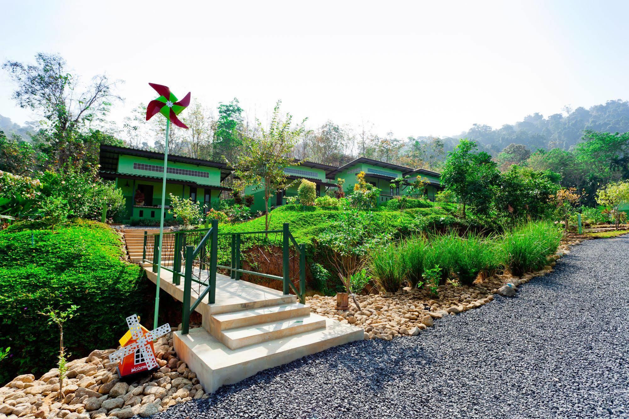 The Mouth Resort - Sha Extra Plus Khao Lak Exterior photo